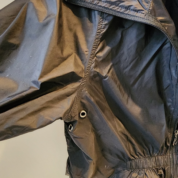 Women's 2 layered Titika Marathon Athletic Jacket - Picture 6 of 14